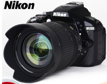 尼康(Nikon)D5300数码单反相机入门级高清照相机